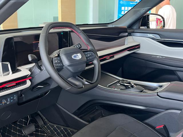 试驾几款热门七座 SUV 后,我中意了锐界L-有驾