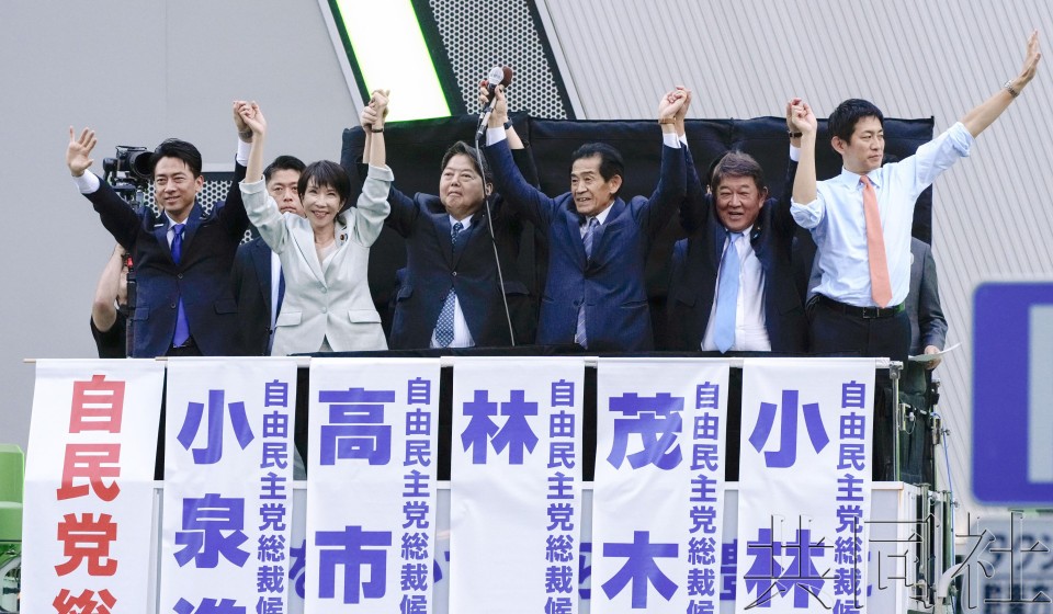打开中日关系大门的日本首相__中日建交首相
