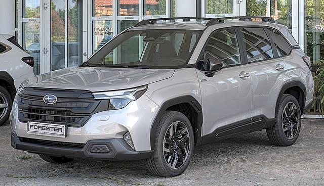 12款斯巴鲁SUV：历经多年依然强劲-有驾