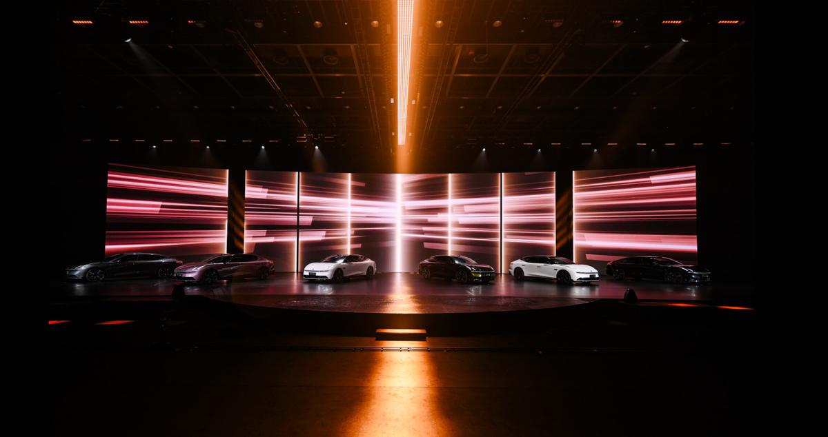 纯电动汽车四驱_混动电动四驱_