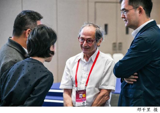 科学天团连续8年共赴“上海之约”,顶科论坛诠释创新“共享代码”__科学天团连续8年共赴“上海之约”,顶科论坛诠释创新“共享代码”