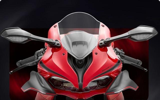 QJ摩托六车齐发!17999元起,四缸街车自动挡来袭-有驾