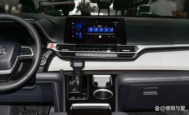 “油电混动不止是省油!丰田赛那如何用实力挑战新能源车的市场统治?”-有驾