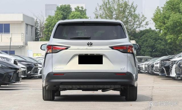 “油电混动不止是省油!丰田赛那如何用实力挑战新能源车的市场统治?”-有驾