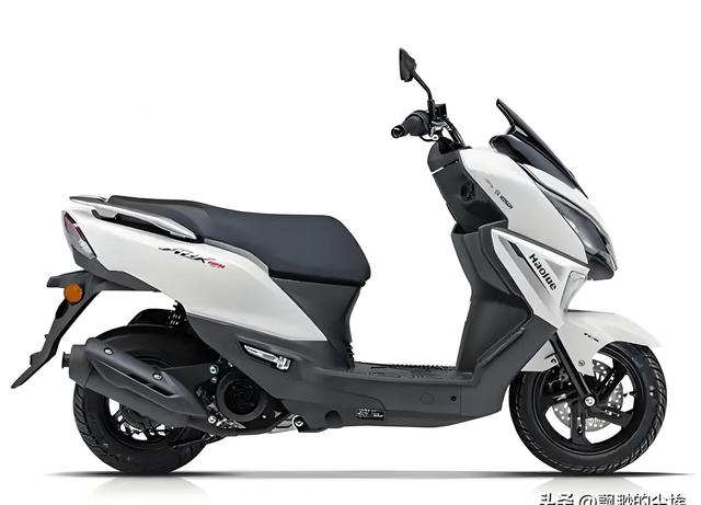 2025 年 150cc 踏板车市场变天!本田反超豪爵靠 300 转差 + 省油,你选技术还是续航?-有驾