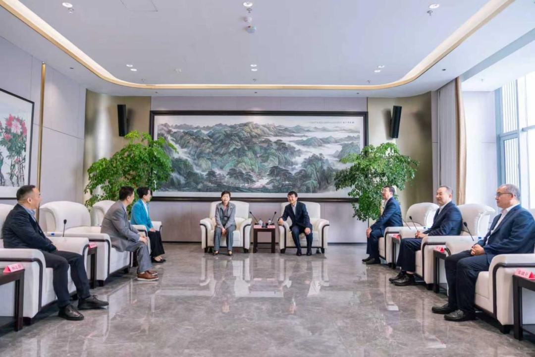 _重大!香港第五任特首林郑月娥莅临陕国投视察!_重大!香港第五任特首林郑月娥莅临陕国投视察!