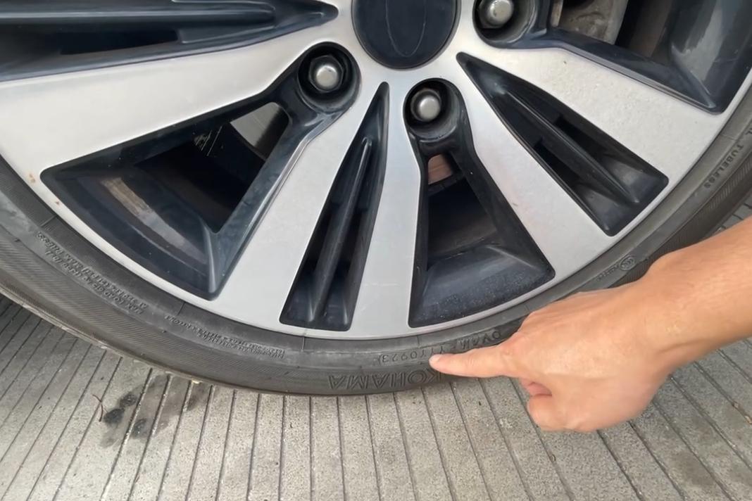 _汽车修理工模拟轮胎参数_汽车修理工轮胎