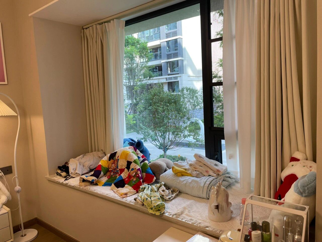 阳台晒衣服设计_阳台晒衣服有什么讲究_