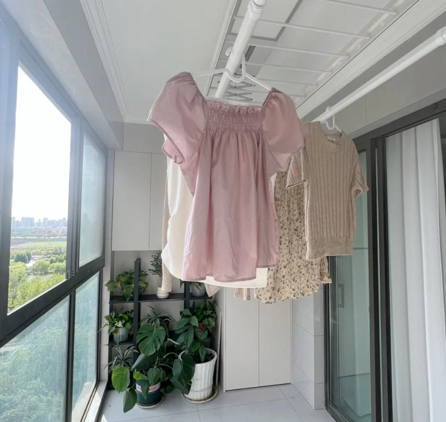 _阳台晒衣服设计_阳台晒衣服有什么讲究