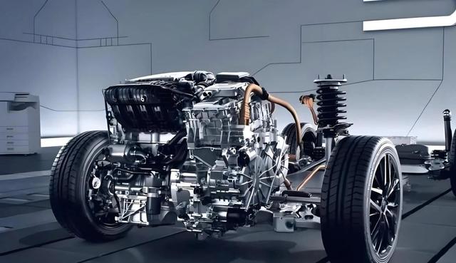 混动车到底买丰田还是比亚迪?老司机分析两种技术路线的优劣,帮你选出最适合你的那一款-有驾