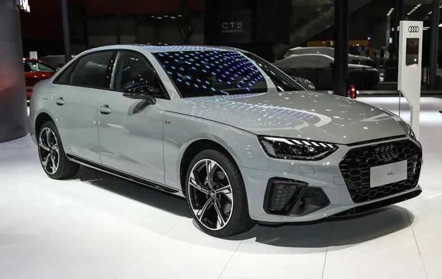 全系2.0T+优惠超9万,还卖不动,奥迪到底失算在哪儿?奥迪A4L的高功+低价,为啥还是留不住消费者?-有驾