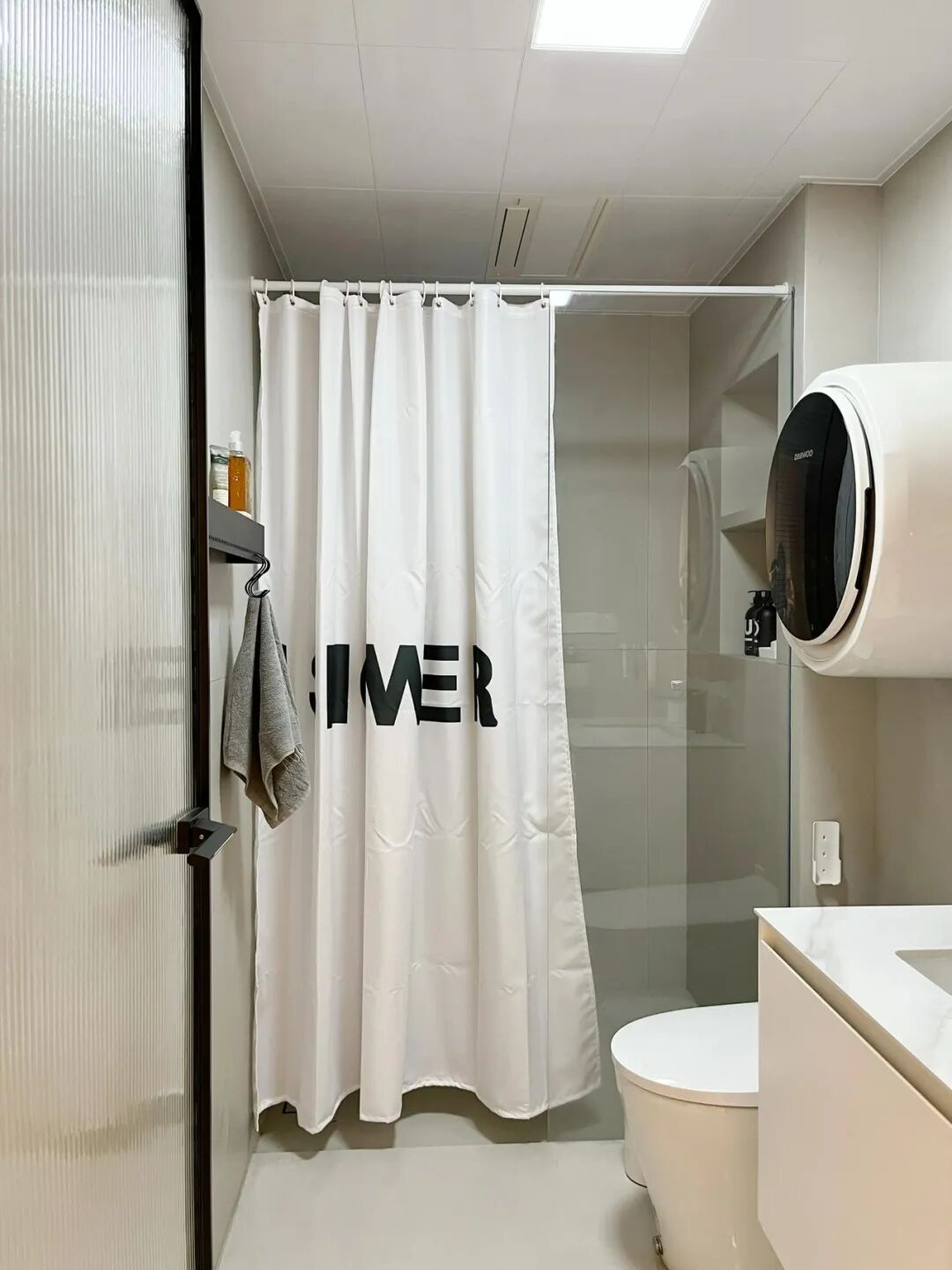 服装折纸大全视频教程_折套装衣服的方法_