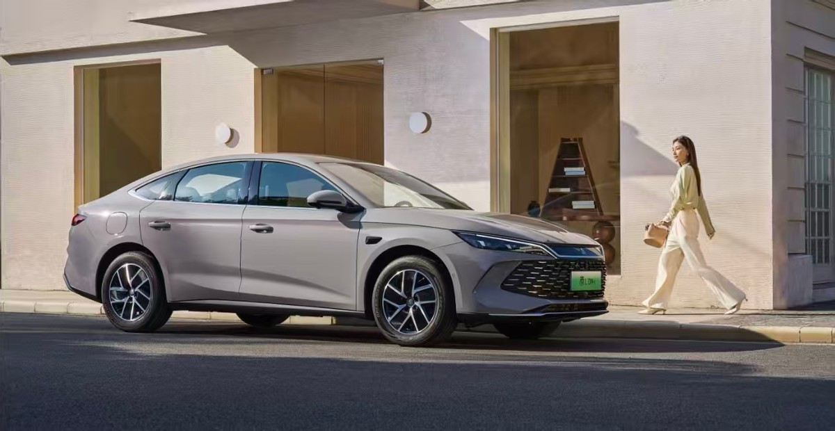 油耗更低,智能化升级 2026款秦L DM-i 限时9.28万元起__油耗更低,智能化升级 2026款秦L DM-i 限时9.28万元起