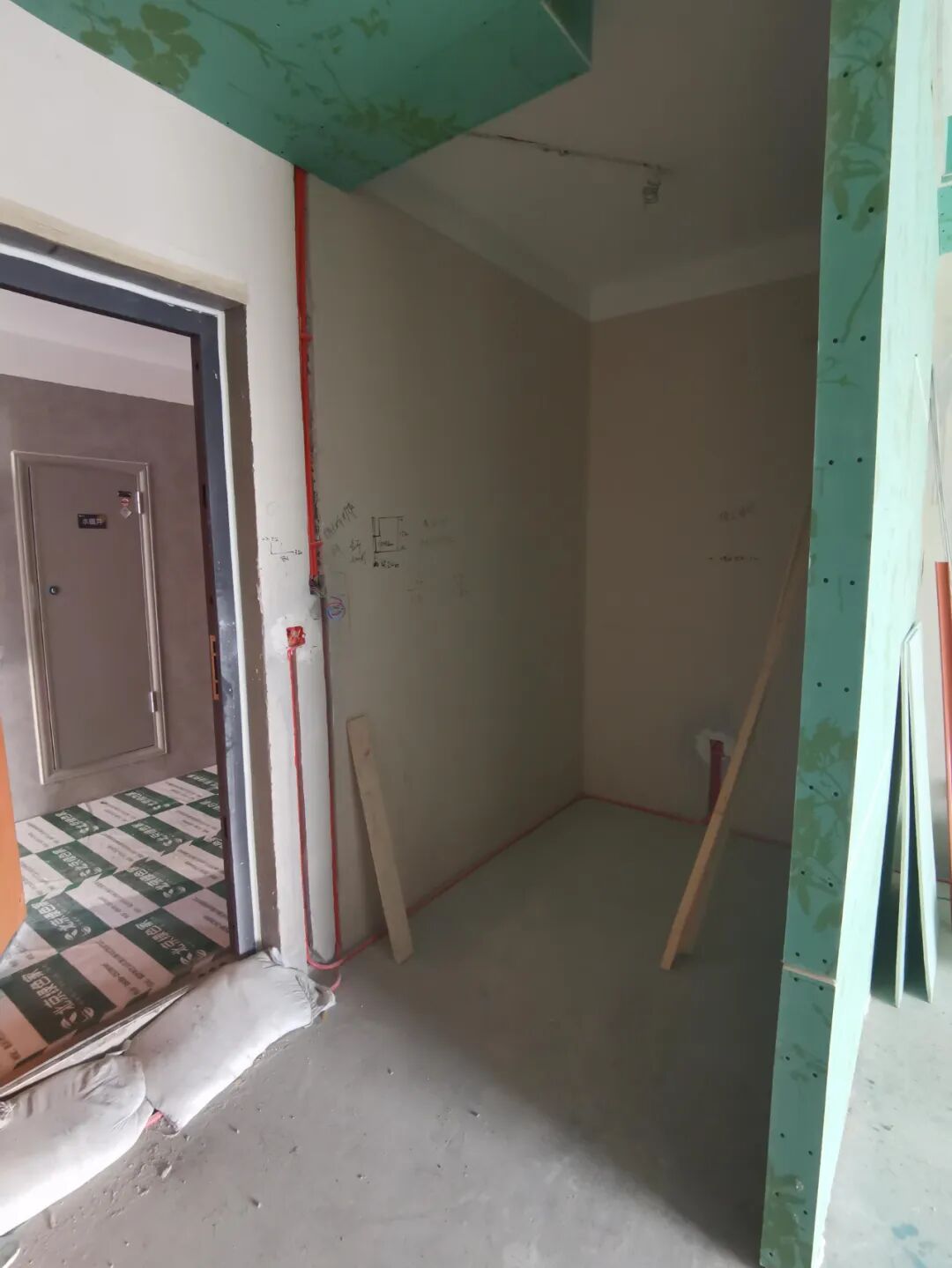 _鞋柜“正退出”中国家庭?看看年轻人家里的设计,那叫一个高级_鞋柜“正退出”中国家庭?看看年轻人家里的设计,那叫一个高级