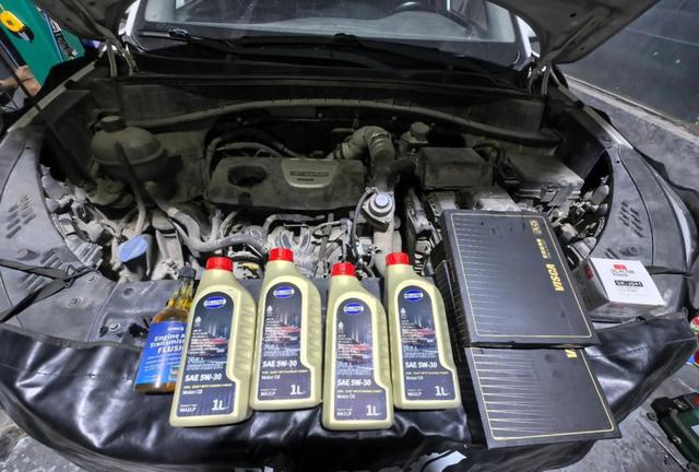 摩托车使用频率低多久换一次机油,这关系到发动机寿命和性能维护需要及时根据实际车况进行合理更换-有驾