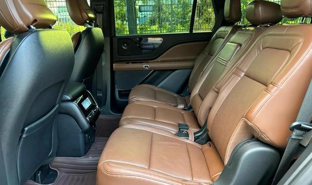 现代帕里斯帝换混动后油耗7.2L,车主群里却吵翻了:那台3.5L V6到底值不值得怀念?-有驾