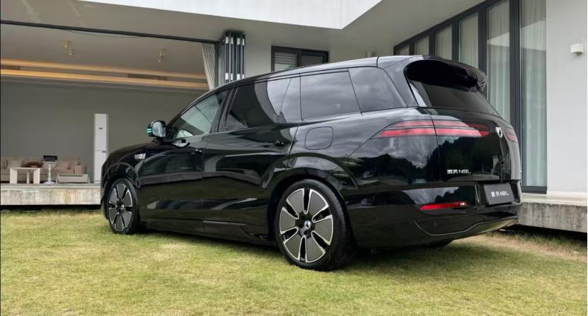 标配天神之眼B+云辇A 叫板问界、理想?腾势N8L售价29.98万元起_标配天神之眼B+云辇A 叫板问界、理想?腾势N8L售价29.98万元起_