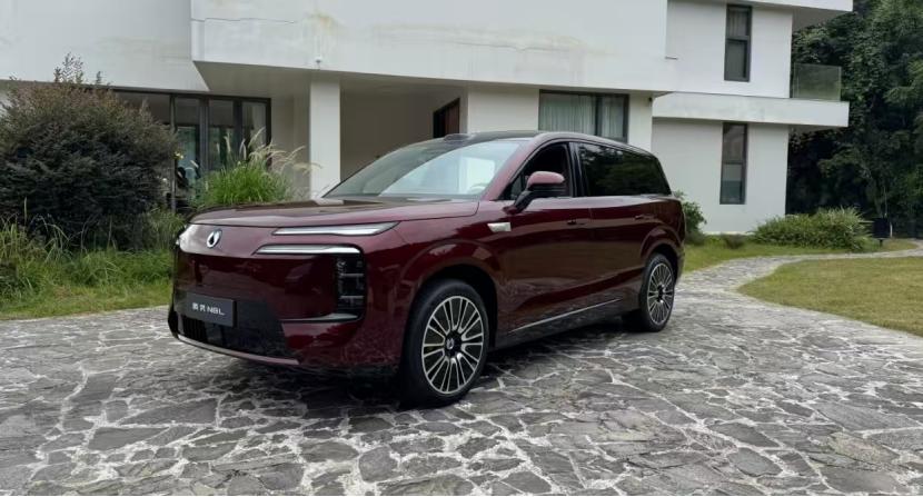 标配天神之眼B+云辇A 叫板问界、理想?腾势N8L售价29.98万元起__标配天神之眼B+云辇A 叫板问界、理想?腾势N8L售价29.98万元起