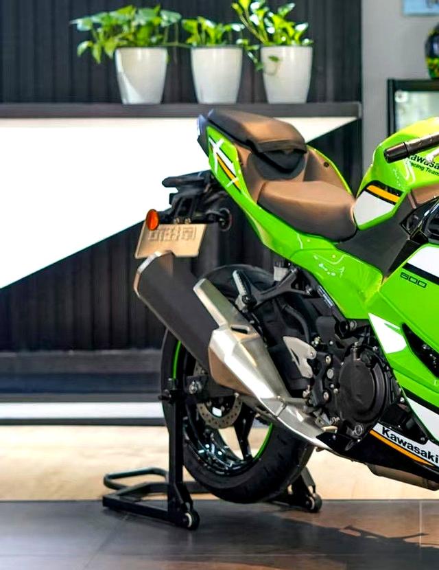 进口仿赛价格雪崩,川崎Ninja500狂降6000+,3.98万击穿底线-有驾