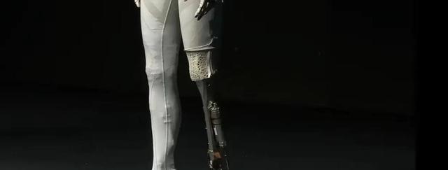 小鹏机器人猫步走红!全网盛赞腿技惊人,致命缺陷竟隐藏在暗处-有驾