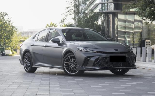 10月燃油B级车销量大洗牌 帕萨特失冠红旗H5崛起-有驾