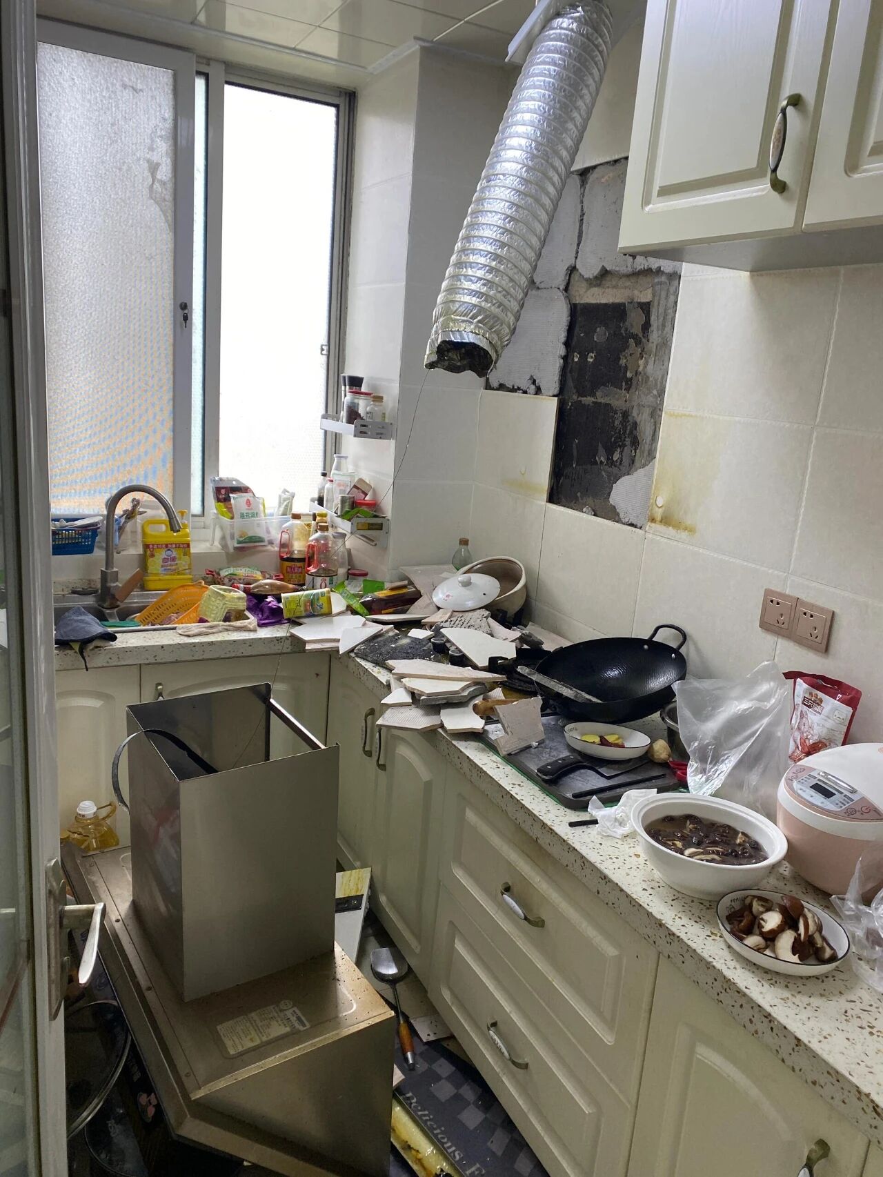 _脱离厨房_退出厨房手机