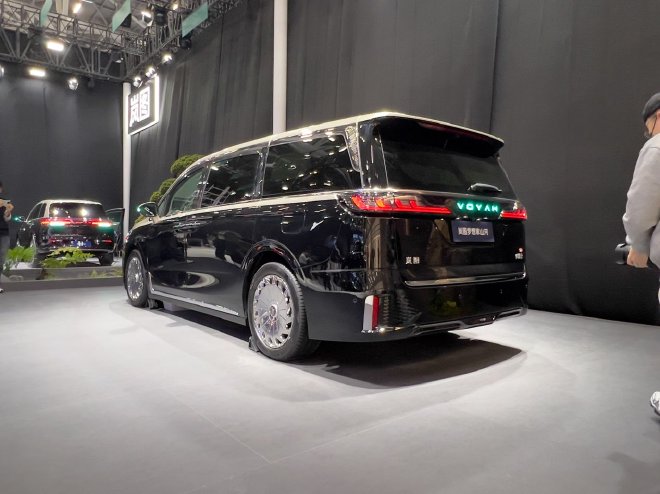 2025广州车展:岚图梦想家山河正式上市