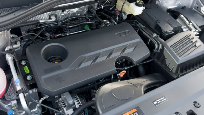 上市限时价8.99-11.99万元 吉利第三代豪越L正式上市