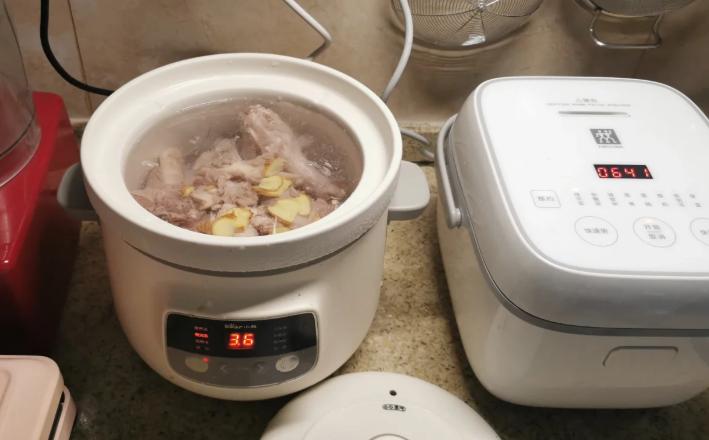 _厨房中有什么是危险的_厨房危险要小心