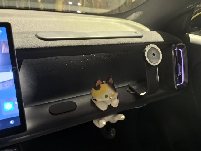 售价9.78-12.18万元 零跑Lafa5正式上市