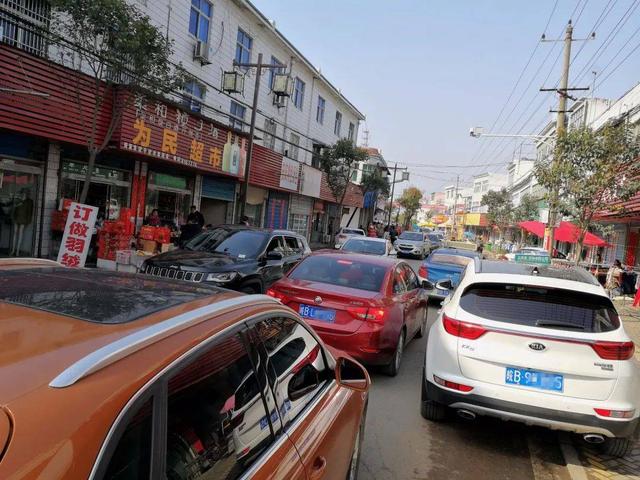 “一年两箱油”车主将出行,车常闲置是何缘故?-有驾