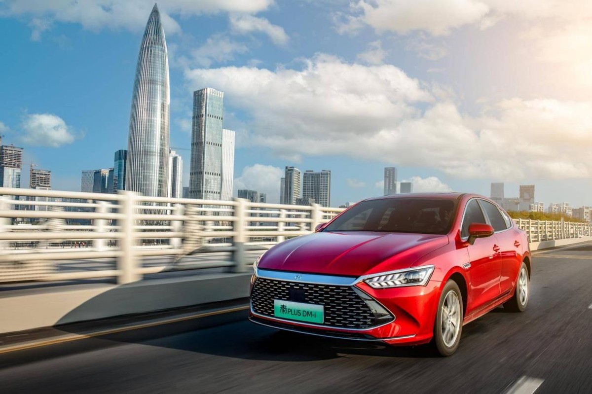 _纯电车企几乎集体倒戈!如今再看增程、插混,并非“开科技倒车”_纯电车企几乎集体倒戈!如今再看增程、插混,并非“开科技倒车”