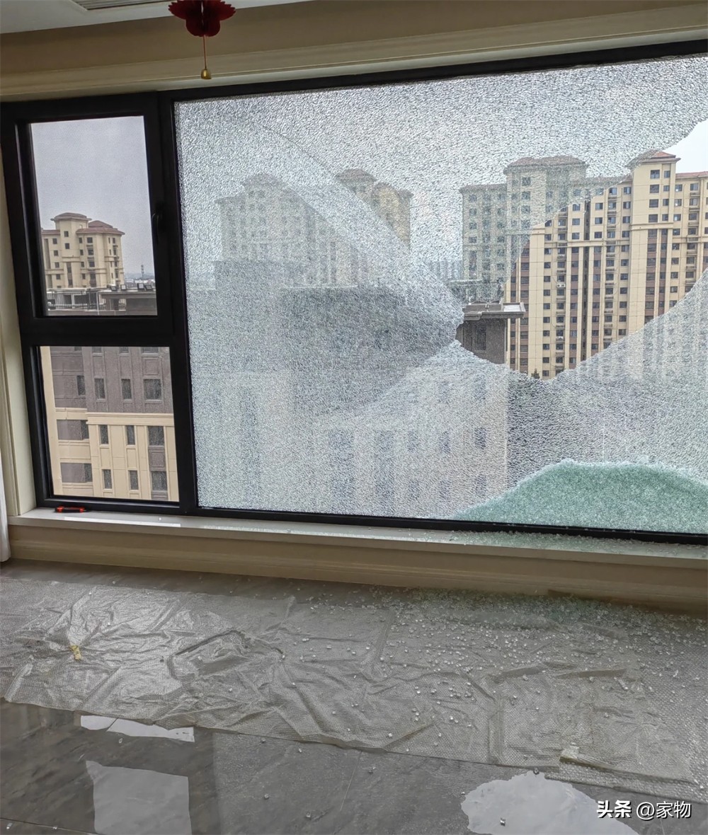 落地窗网红照__股圈链敢用吗