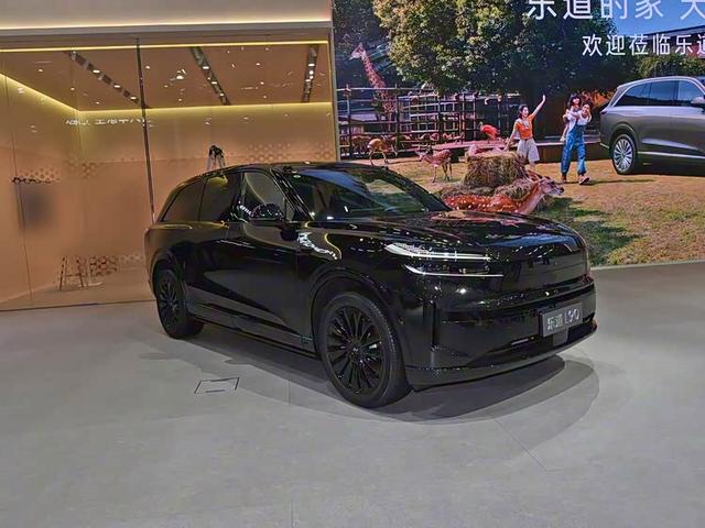 乐道L90第四万台新车交付 黑骑士版全国交付,12月推1.1亿购车礼遇-有驾