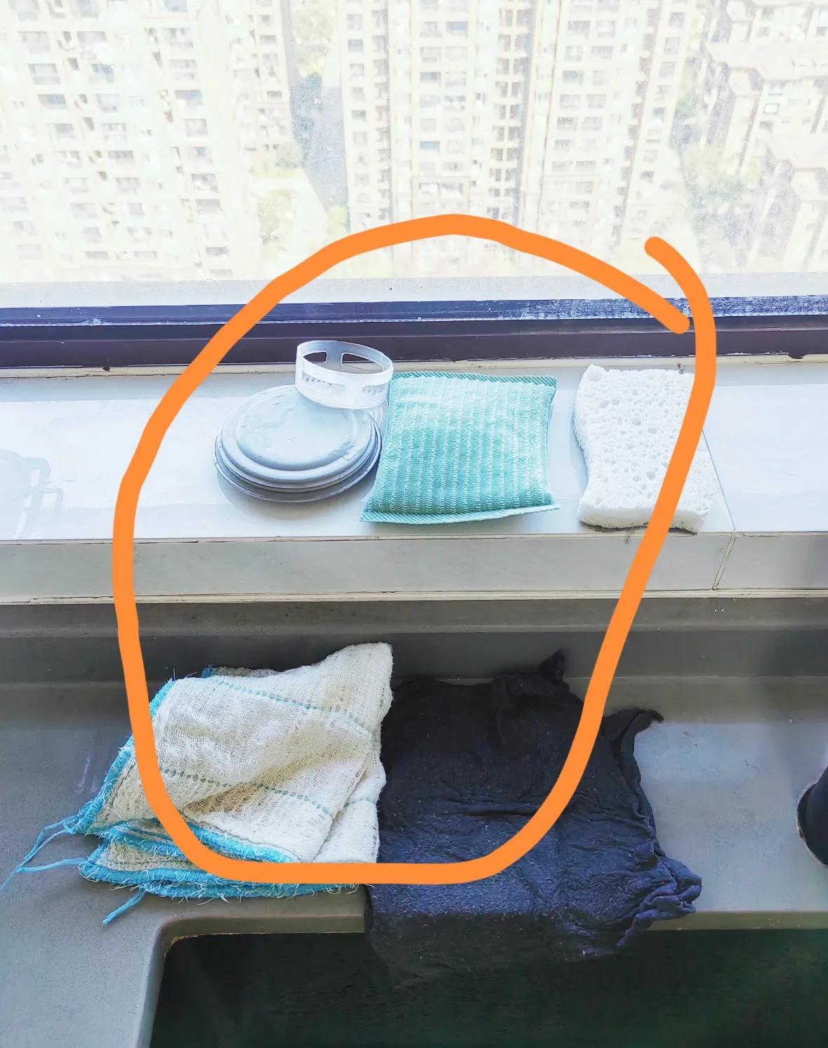 被网友的“收纳智慧”折服了!不花啥钱,厨房就能井井有条!__被网友的“收纳智慧”折服了!不花啥钱,厨房就能井井有条!