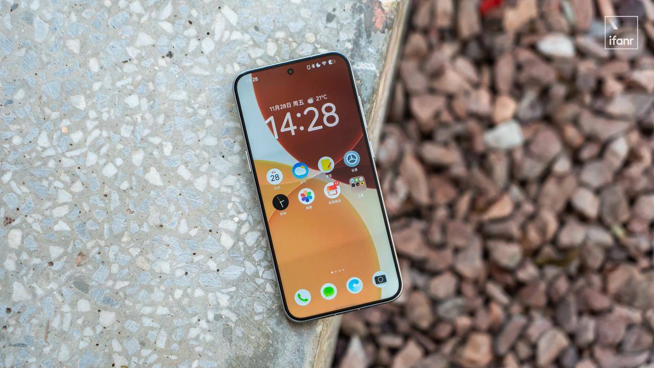 _豆包手机助手让海外炸锅,歪果仁:这是第一款真正意义上的智能手机_豆包手机助手让海外炸锅,歪果仁:这是第一款真正意义上的智能手机