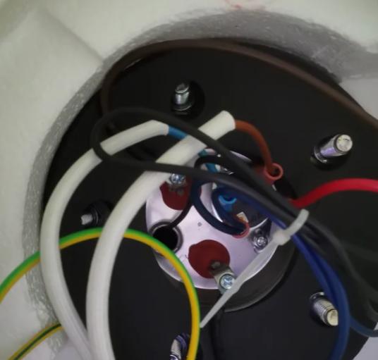 _家电坏了找谁修_家电坏了扔哪里