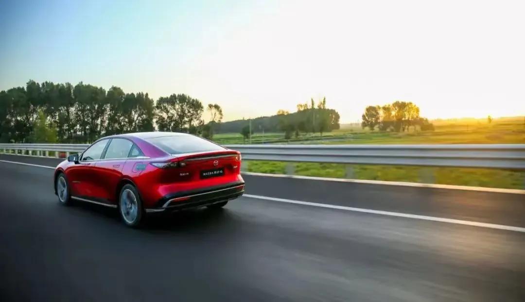 本以为日系车要凉了，没想到打不过就加入，打开了新局面_本以为日系车要凉了，没想到打不过就加入，打开了新局面_