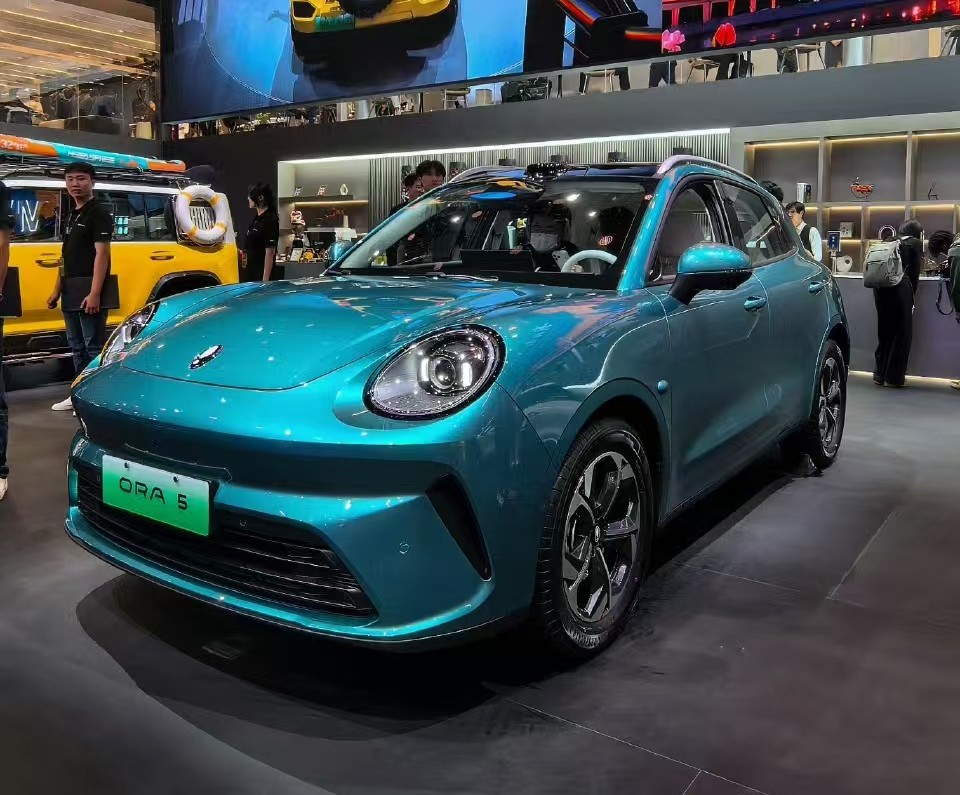 宝马雷达在哪个位置__宝马激光雷达